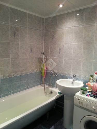 Ремонта ванны и санузла зеленой плиткой - фото 1